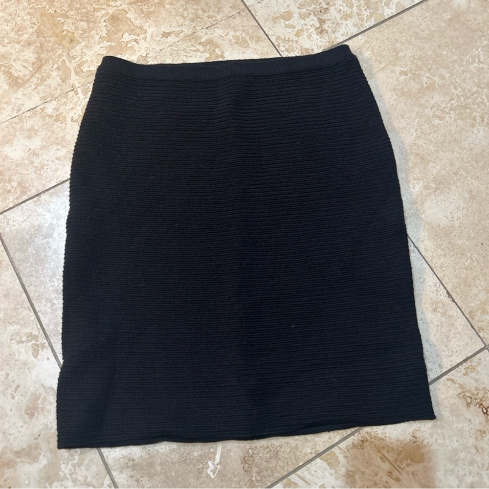 Eileen Fisher black ribbed wool pencil skirt Size XS